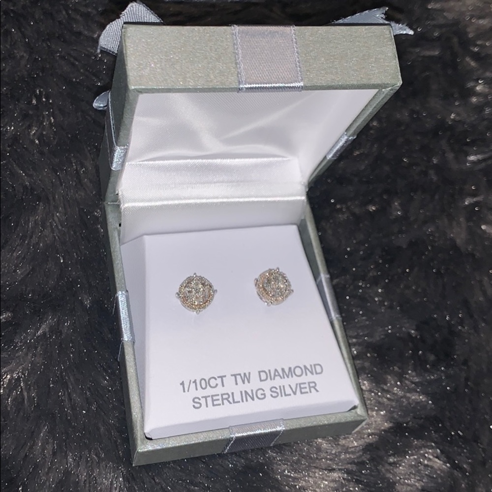 Diamond earrings